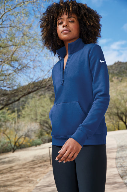 Nike Women's Club Fleece Sleeve Swoosh 1/2-Zip